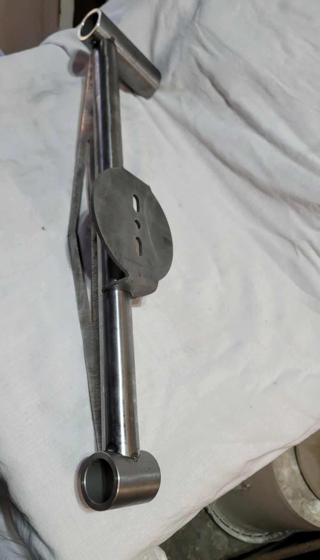 73-87 C10 ONLY WELD ON CANTILEVER 4 LINK W/ WATTS LINK & STEP NOTCH
