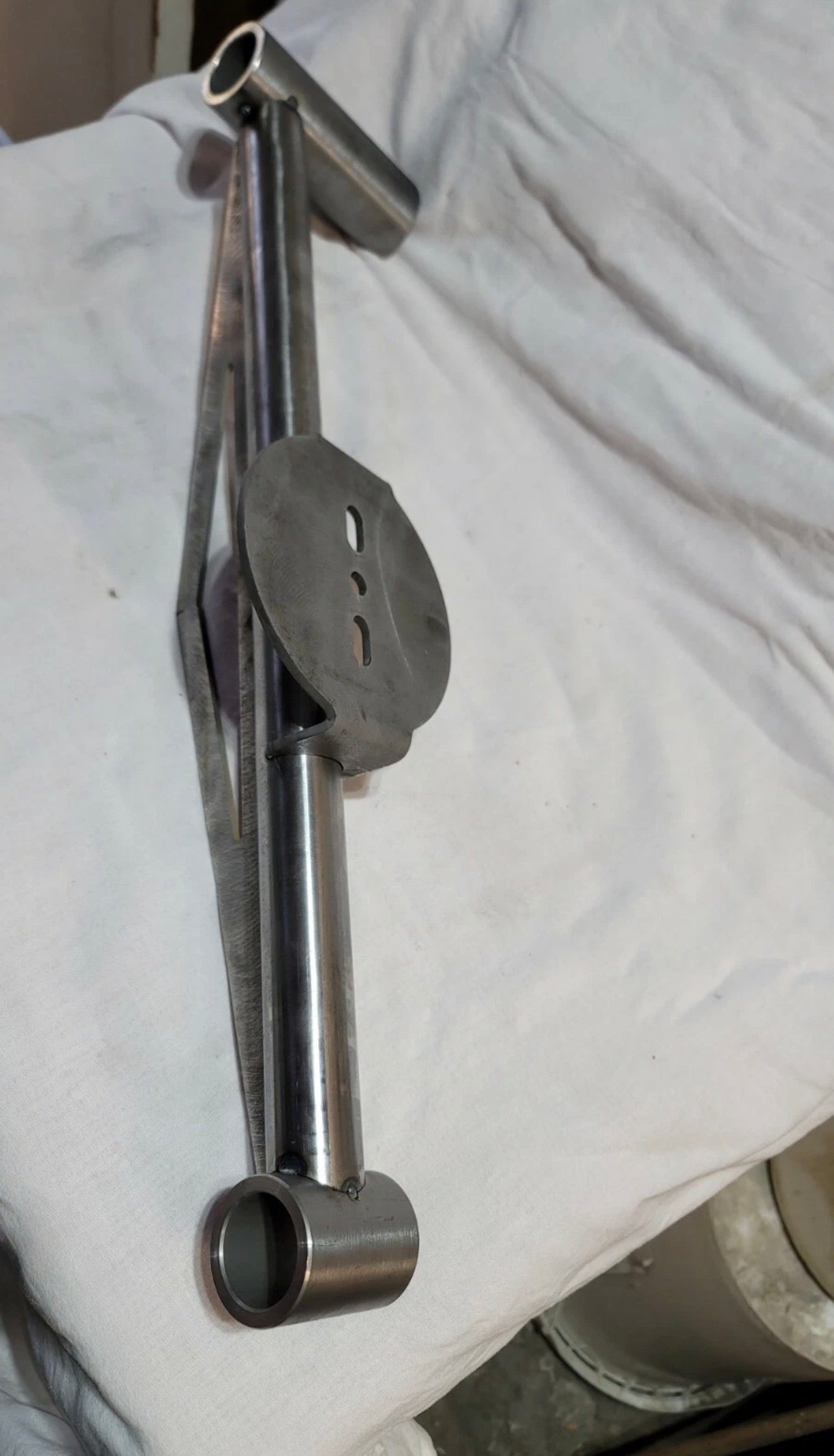 73-87 C10 ONLY WELD ON CANTILEVER 4 LINK W/ WATTS LINK & STEP NOTCH